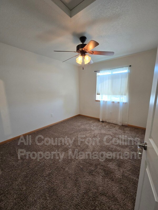 Building Photo - 3727 Mt Spalding St