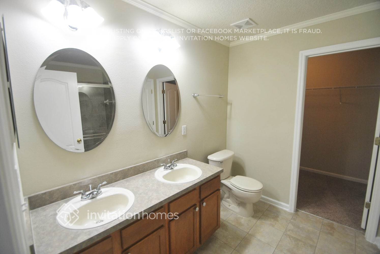 Building Photo - 11279 Martin Lakes Dr N