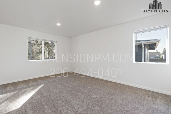 Building Photo - 17517 29th Ave E