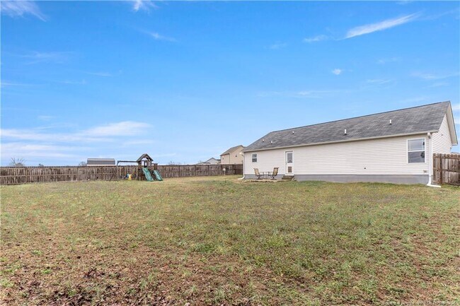 Building Photo - 140 Denning Farms Ln