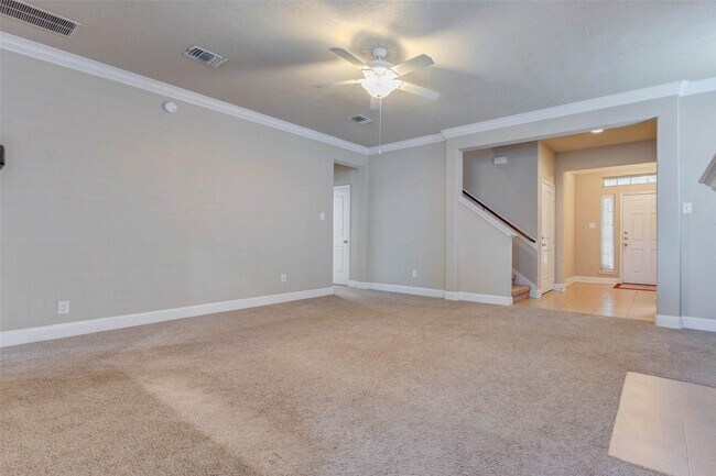 Building Photo - 6107 Nicholas Ln