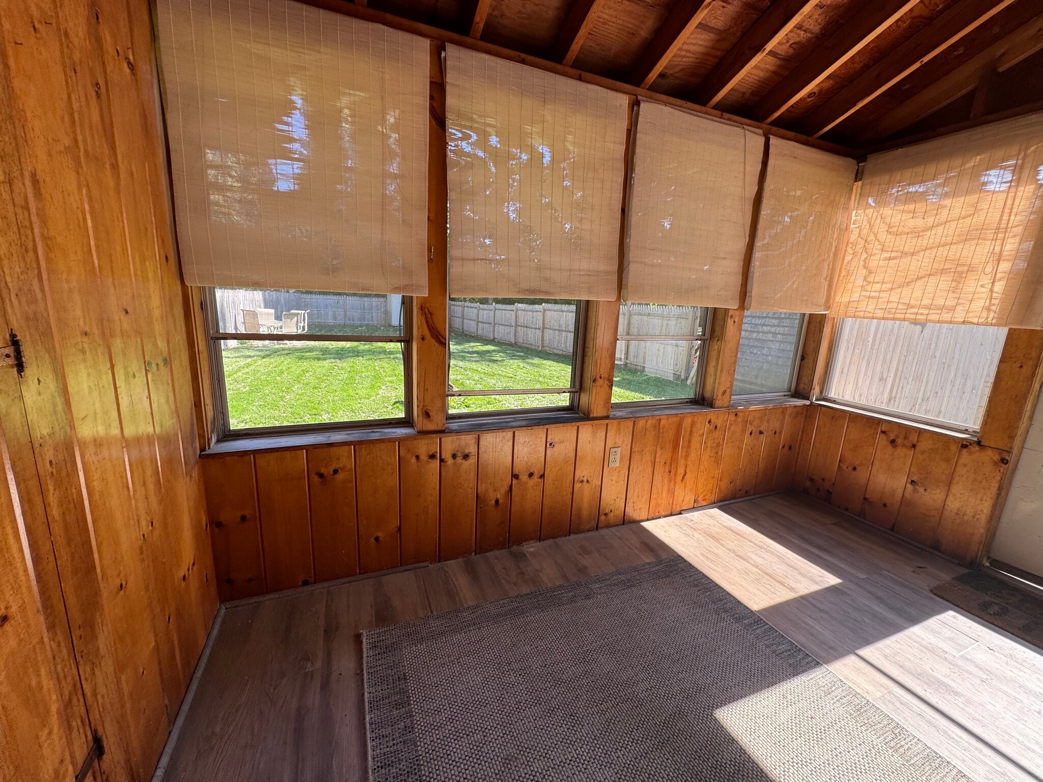 Building Photo - 11 Lincoln Ave