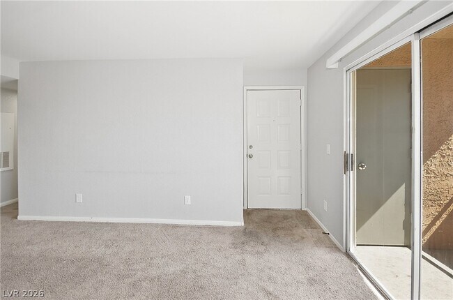 Building Photo - 220 Mission Catalina Ln