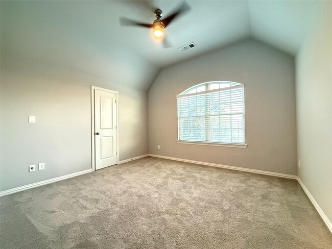 Building Photo - 11818 Antler Dr