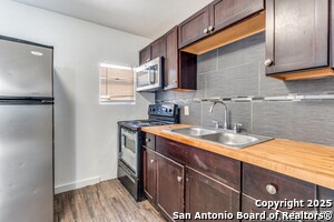 Building Photo - 3430 S Flores St