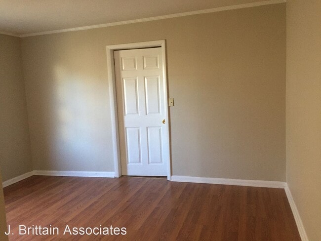 Building Photo - 3 br, 1 bath House - 401 Williamson Avenue