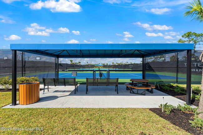 Building Photo - 1464 Island Ave NW