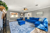 Building Photo - 475 Indian Creek Dr