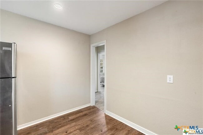 Building Photo - 1902 S 9th St