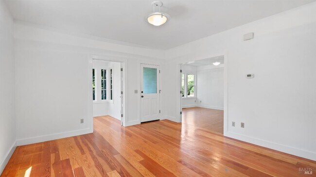 Building Photo - 530 Ethel Ave