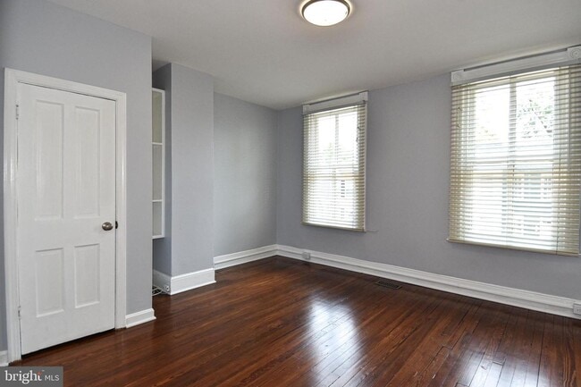 Building Photo - 518 N Patrick St