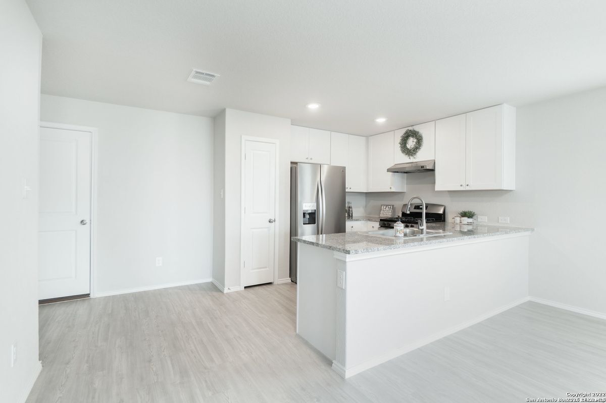 Building Photo - 5352 Forbs Ln