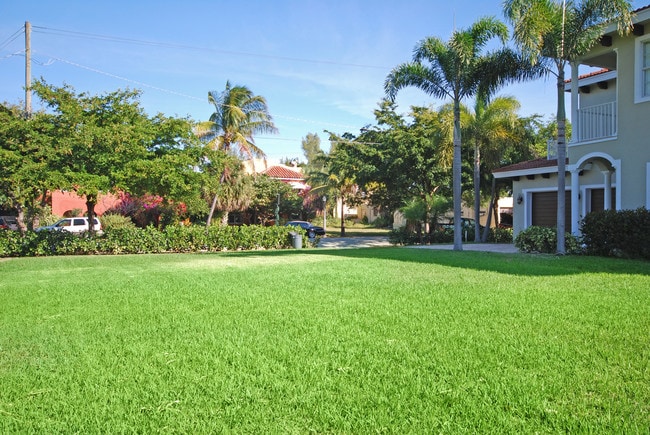 Building Photo - 516  Flamingo Drive