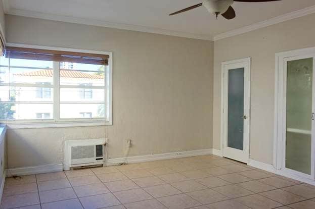 Building Photo - 2444 Flamingo Pl