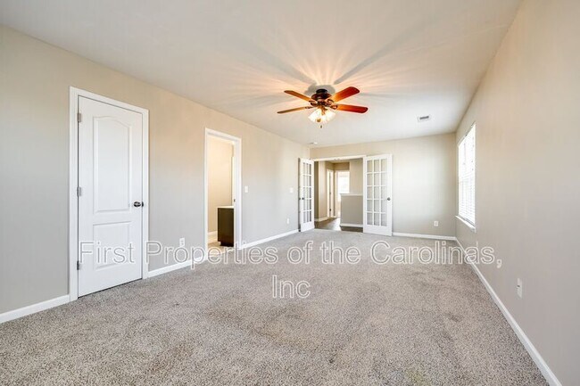 Building Photo - 3000 Sewee Ln
