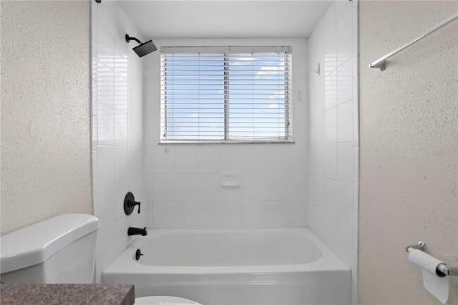 Building Photo - 832 Monopoly Ct