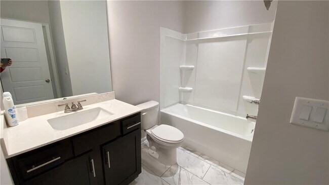 Building Photo - 3687 Brayfield Ter