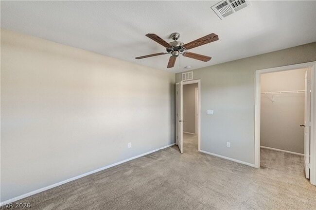 Building Photo - 10679 Country Knoll Way
