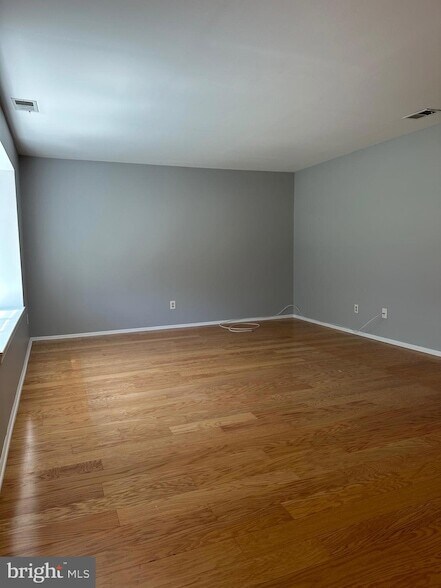 Building Photo - 159 Wyndham Pl