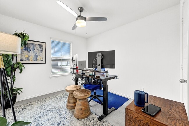 Building Photo - 7514 Cattle Walker Ct