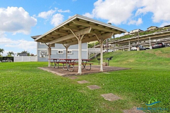 Building Photo - 92-1136 Hame St