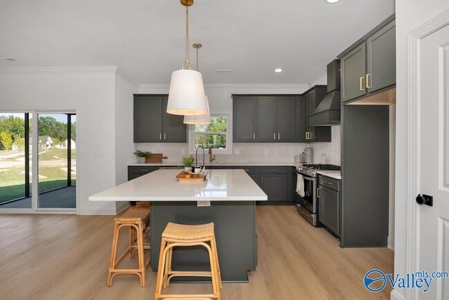 Building Photo - 101 Stenness Br