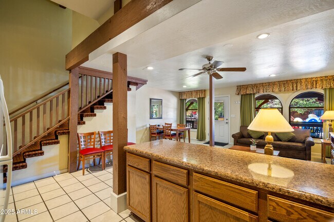 Building Photo - 5829 Buck Springs Rd