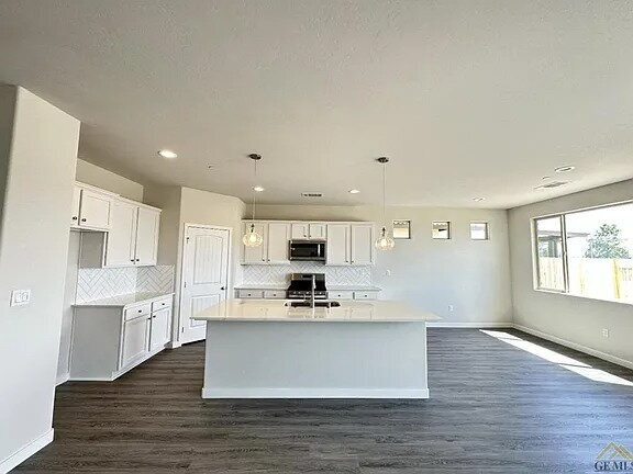 Building Photo - A brand new, modern home