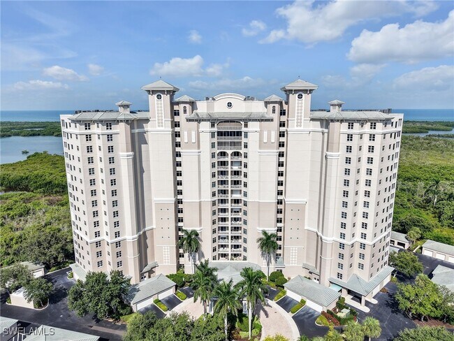 Building Photo - 1001 Arbor Lake Dr