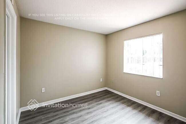 Building Photo - 14365 SW 134th Pl