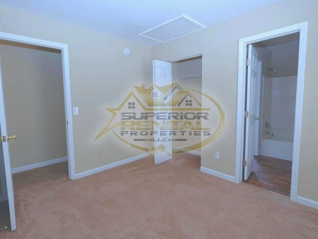 Building Photo - 515 Summit Terrace Ct