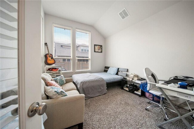 Building Photo - 253 Fannin Battleground Ln