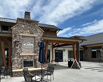 Building Photo - 2747 Bear Spgs Cir
