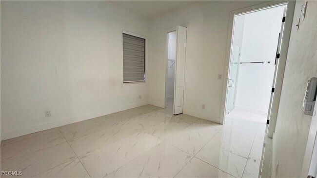 Building Photo - 2713 17th St SW