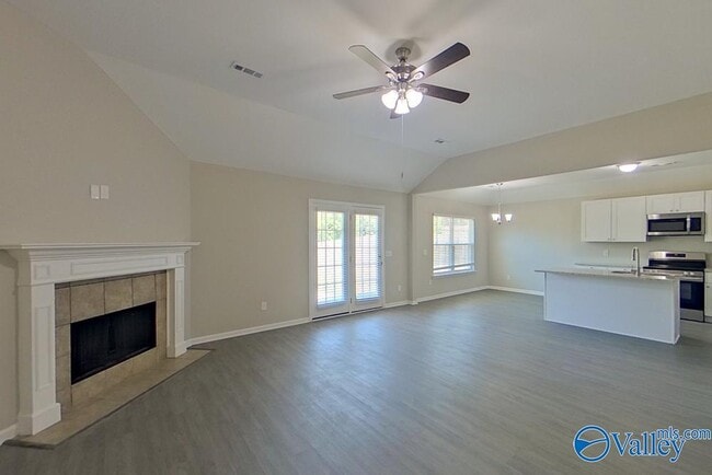 Building Photo - 724 Park Ln