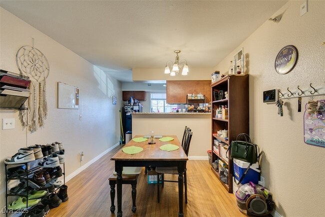 Building Photo - 2750 Durango Dr