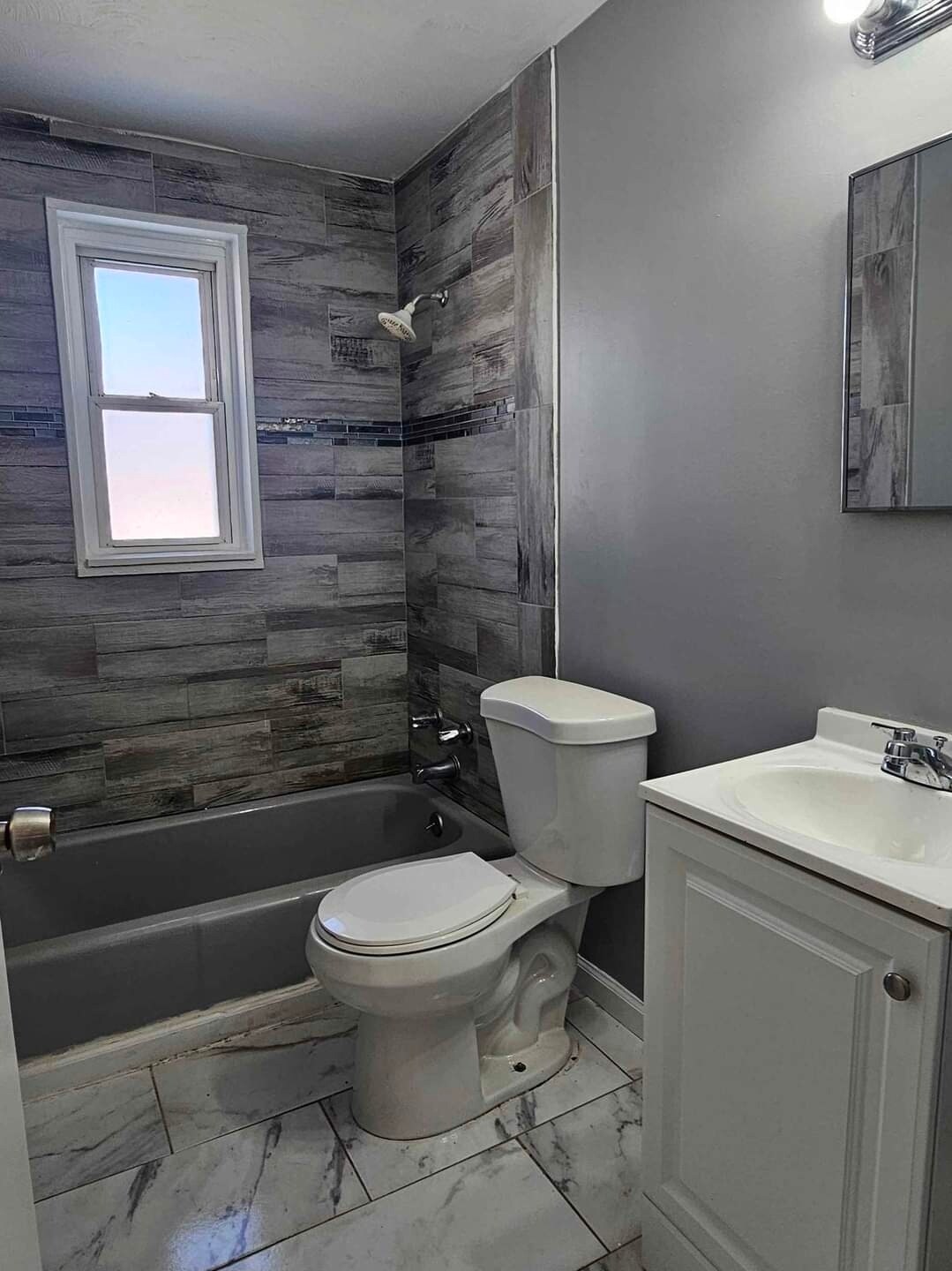 Building Photo - 1279 Quinnipiac Ave