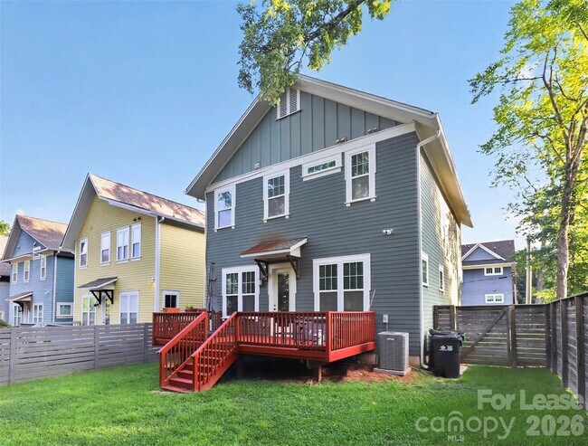 Building Photo - 5222 Kelly St