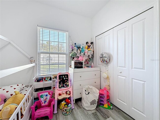 Building Photo - 16950 SW 42 Ave