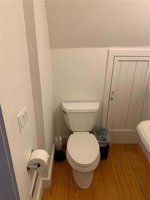 Building Photo - 28 Broadway