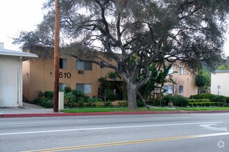 Building Photo - Verdugo Apartments