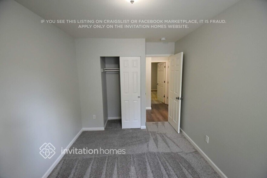 Building Photo - 4820 50th Ave SE