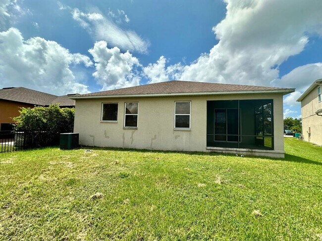 Building Photo - Beautiful 4-Bedroom Home near Lake Nona!