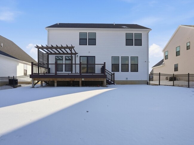 Building Photo - 6246 Hawthorne Ave