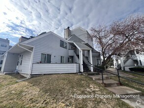 Building Photo - 1 bedroom Condo in Windcreek Available NOW