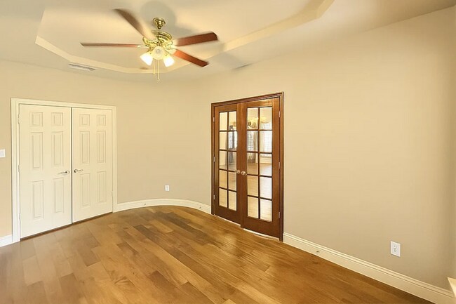 Building Photo - Hidden Gem in Plano’s Trails of Glenwood
