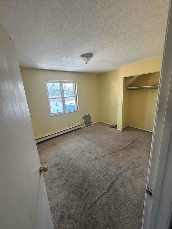 Building Photo - 12 -12A Hartford Tpke