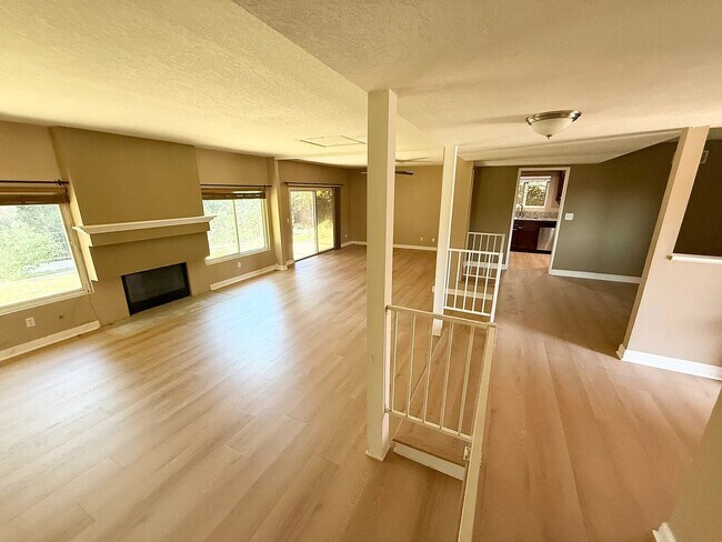 Building Photo - 22316 Barbacoa Dr