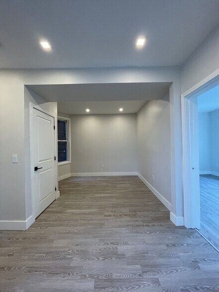 88 Wallis 2B - 80 Wallis Ave