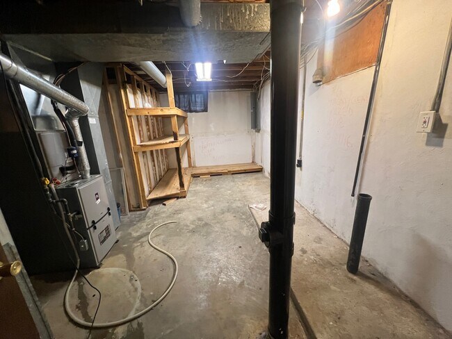 Building Photo - 10506 Durness Dr
